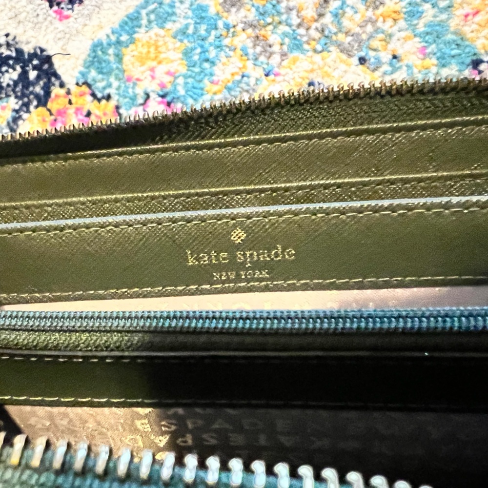Kate Spade Wallet - Picture 4 of 4